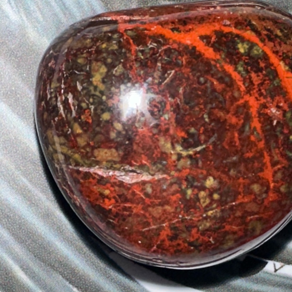 Gembone polished tumble. 🦕